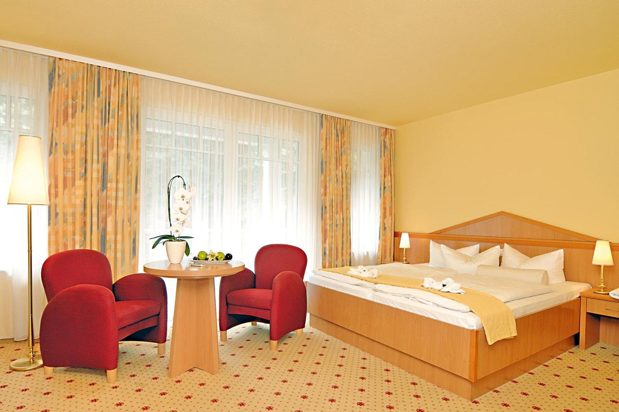 Ostseehotel Villen Im Park - Ein Rovell Hotel Heringsdorf  Exteriér fotografie