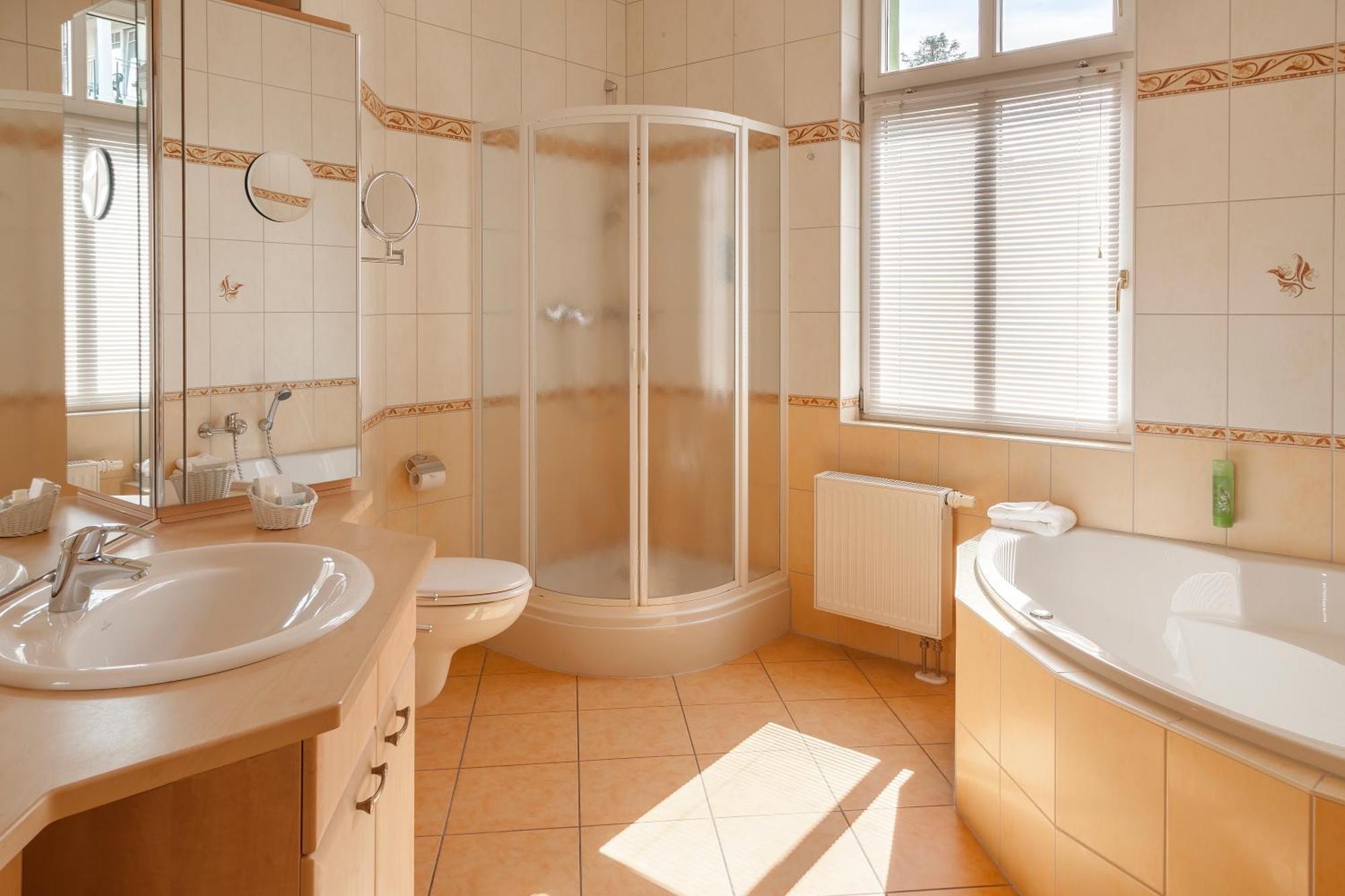 Ostseehotel Villen Im Park - Ein Rovell Hotel Heringsdorf  Exteriér fotografie