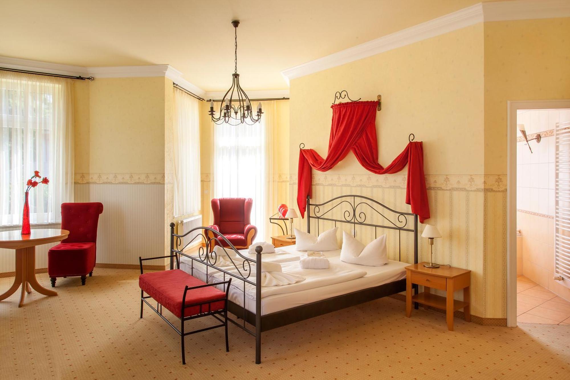 Ostseehotel Villen Im Park - Ein Rovell Hotel Heringsdorf  Exteriér fotografie